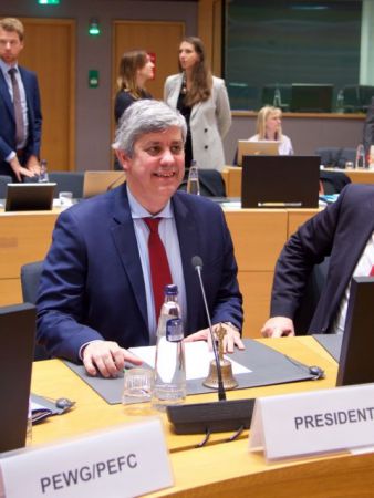 Ούτε ένα βήμα χωρίς έλεγχο των δανειστών