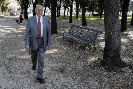 Αιχμές Σαβόνα κατά Ματαρέλα για το μπλόκο στην κυβέρνηση