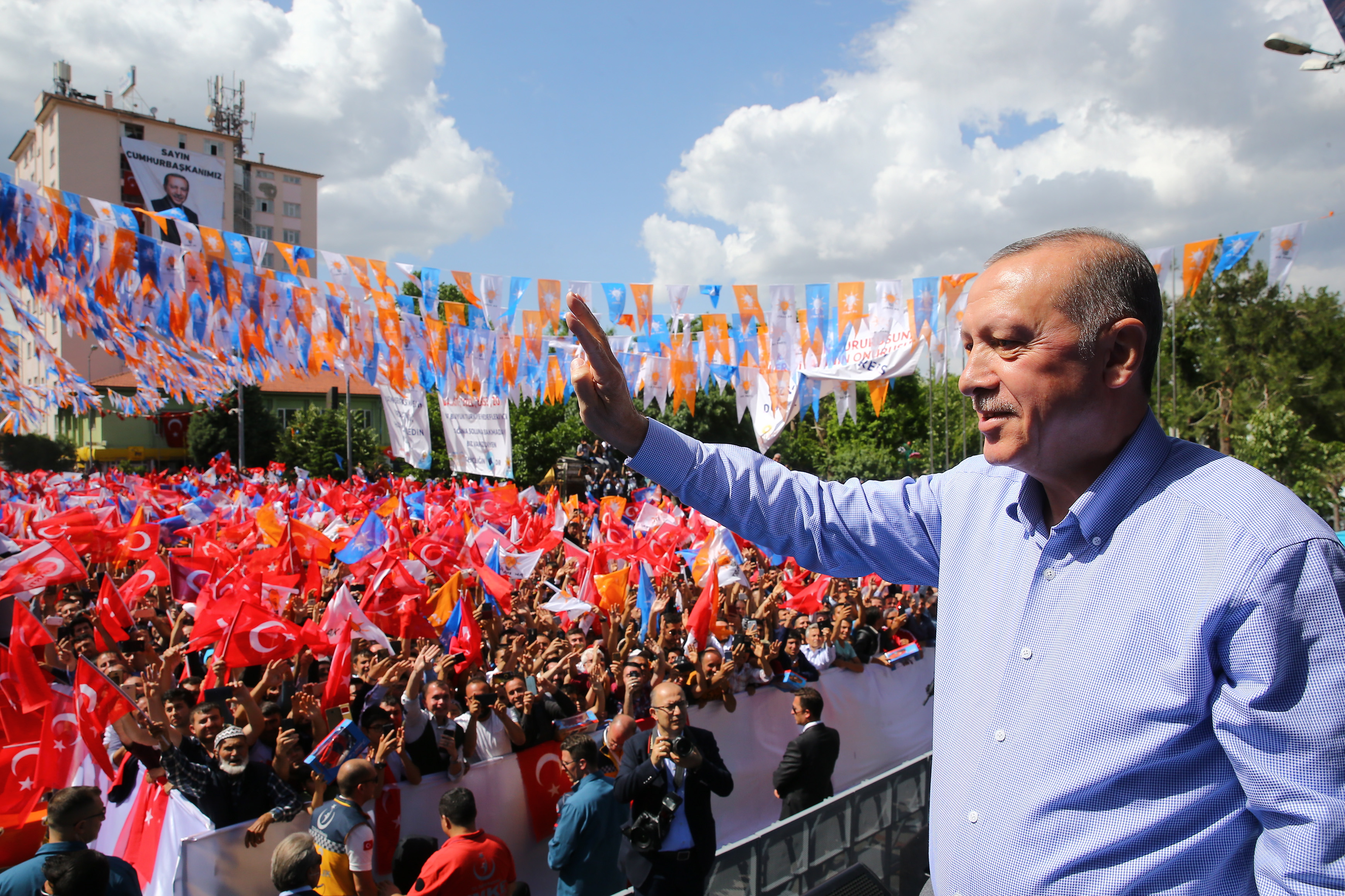 Τουρκία: Από 51% έως 55% δίνουν οι δημοσκοπήσεις στον Ερντογάν