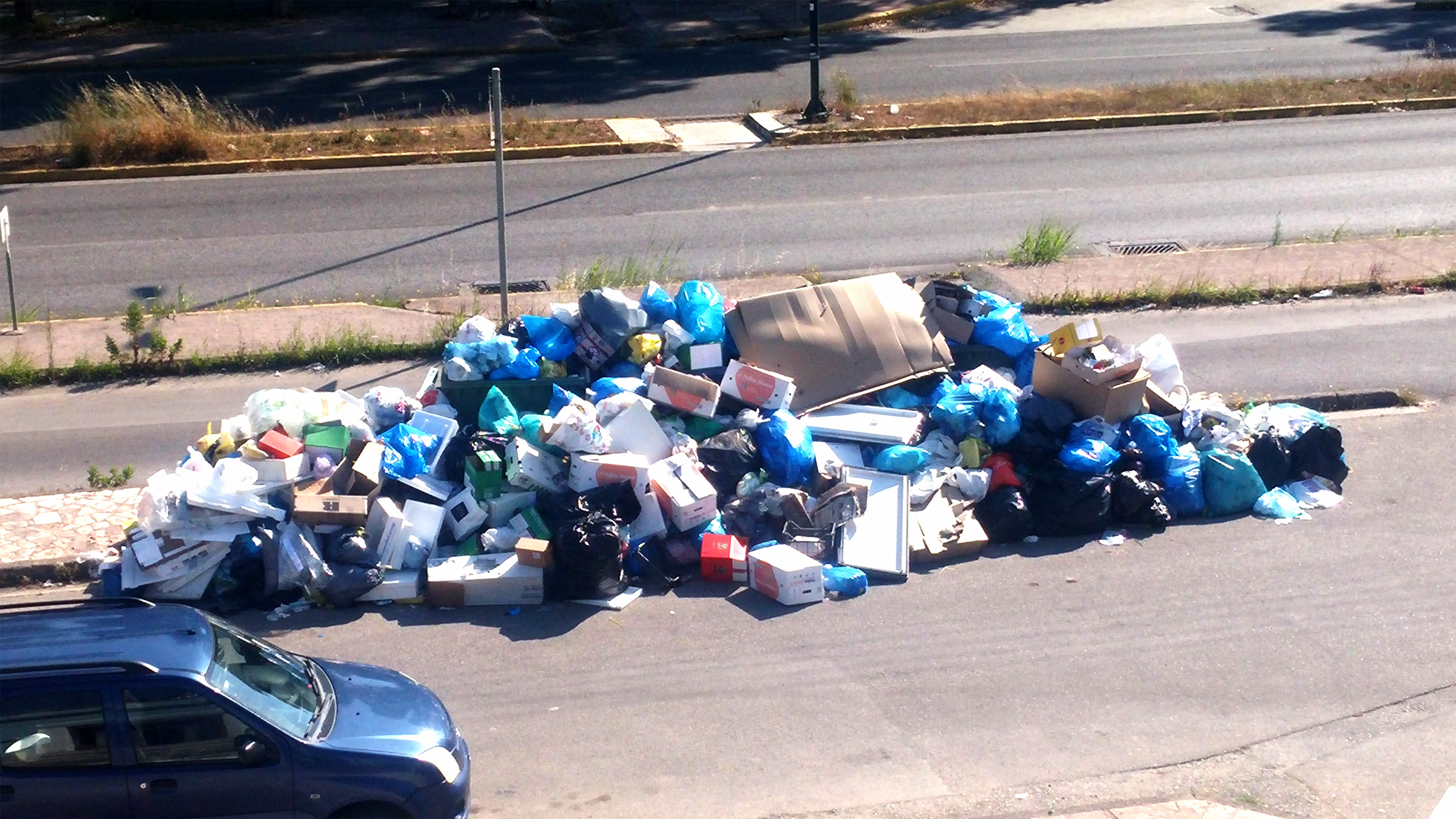 Τεράστια προβλήματα από τα σκουπίδια στην Κέρκυρα