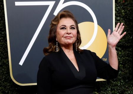 Κόπηκε η σειρά Roseanne μετά το ρατσιστικό tweet της Ροζάν Μπαρ