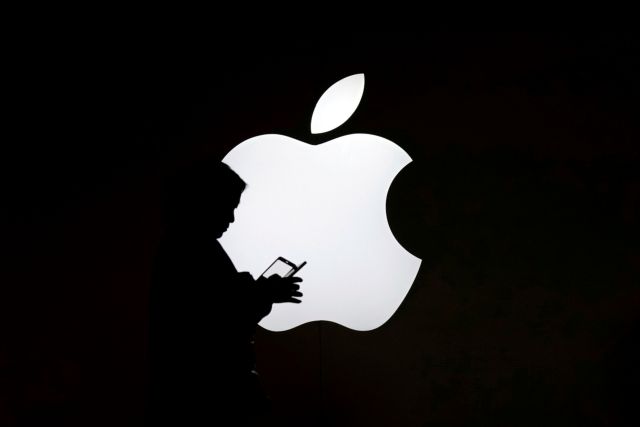 Apple: Νέα εργαλεία μπλοκάρουν την παρακολούθηση από το Facebook
