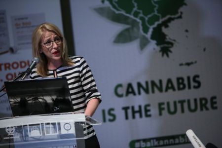 Δούρου για συμφωνία Τσίπρα-Ζάεφ: Διασφαλίζει την τελική νίκη για δυο λαούς