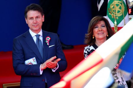 Ιταλία: Η νέα κυβέρνηση τροποποιεί μεταρρύθμιση του Ρέντσι