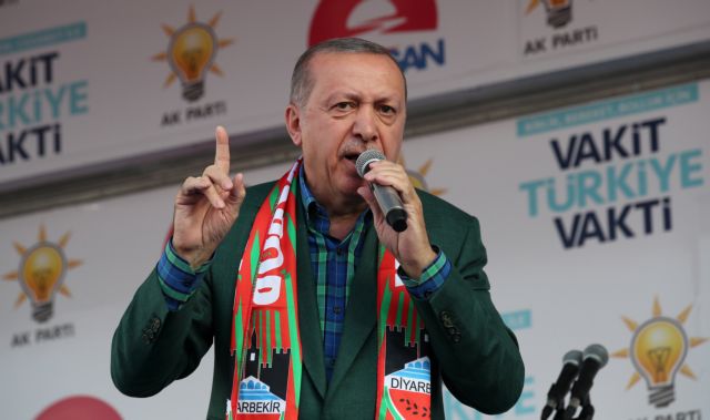 Ερντογάν: Κάλεσμα στους Κούρδους για να τον ψηφίσουν