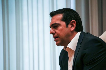 Στήριξη στο θέμα του χρέους ζήτησε ο Τσίπρας από Σάντσεθ