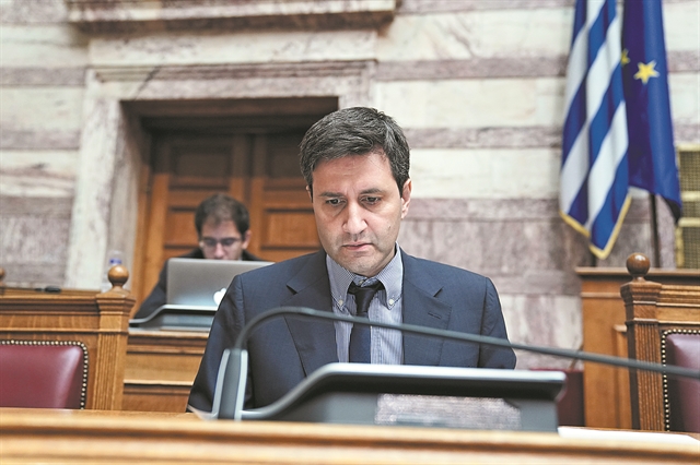 Φέρνουν επενδυτές τα μέτρα για το χρέος