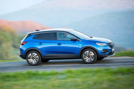 Καλοκαίρι στους 4 τροχούς του Opel Grandland X