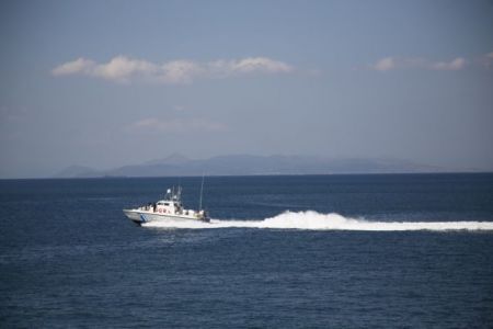 Καταδίωξη με προειδοποιητικά πυρά ταχύπλοου στην Κω