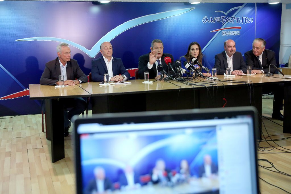 Κρίση στους ΑΝΕΛ: Οι όρκοι πίστης, τα βαρίδια και τα φαντάσματα του παρελθόντος