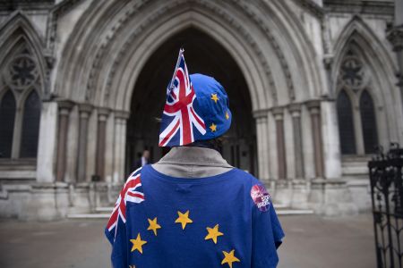Βρετανοί καλλιτέχνες ζητούν «αναθεώρηση» του Brexit
