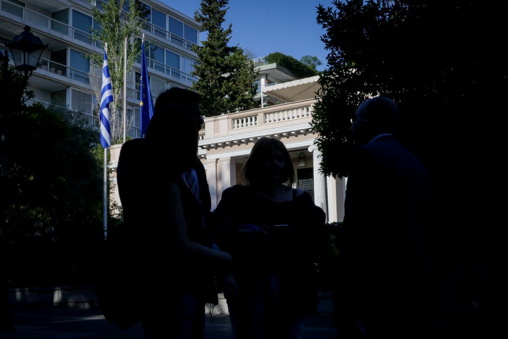 Φαντάσματα αποσταθεροποίησης βλέπει το Μαξίμου – Επίθεση κατά του προέδρου της ΝΔ