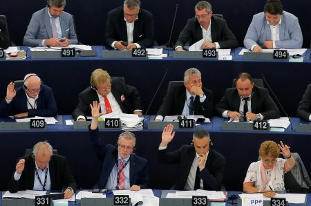 Ευρωκοινοβούλιο: Ανακοινώθηκε η συμφωνία με την πΓΔΜ