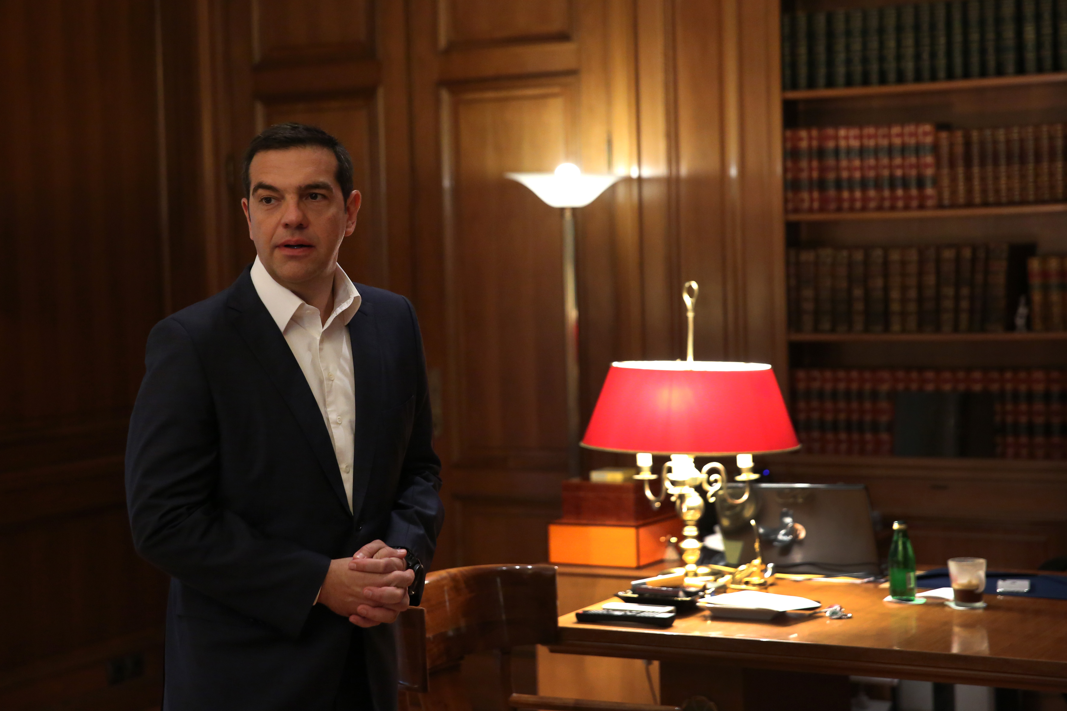 Tsipras defends FYROM deal in nationally televised interview