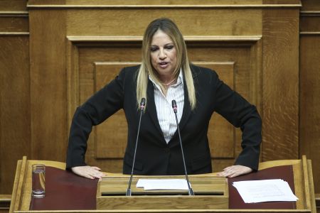 Γεννηματά σε Τσίπρα: Είστε αριστερός στα πίτουρα και δεξιός στο αλεύρι