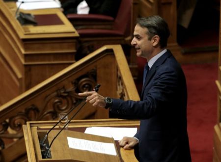 Ο Κυριάκος και οι βάρδιες στους βουλευτές