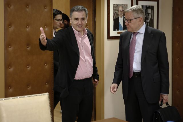 Ρέγκλινγκ: Μεταξύ €10-12 δισ. ευρώ η τελευταία δόση του ESM