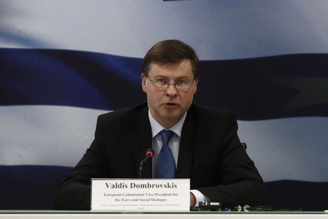 Ντομπρόβσκις: Προσπάθεια για συνολική συμφωνία στο Eurogroup