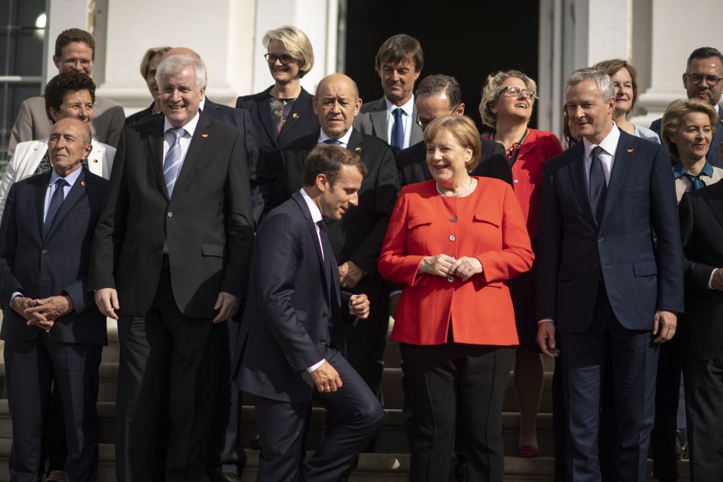 Συμφωνία Μέρκελ – Μακρόν για μεταναστευτικό και ευρωζώνη