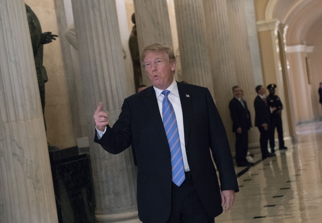 ΕΕ: Σε ισχύ από 22 Ιουνίου τα αντίμετρα στους δασμούς Τραμπ