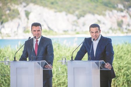 Προχωρεί ο Ζάεφ παρά τα παρατράγουδα
