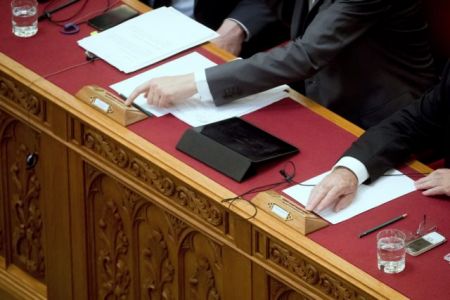 Ποινικοποίησε την παροχή βοήθειας σε παράτυπους μετανάστες η Ουγγαρία