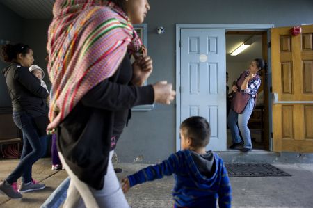 Τραμπ: Συνεχίζεται η μηδενική ανοχή στους παράτυπους μετανάστες