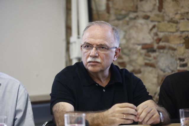 Δ. Παπαδημούλης: «Θεωρίες συνωμοσίας τα ανταλλάγματα για το Μακεδονικό»