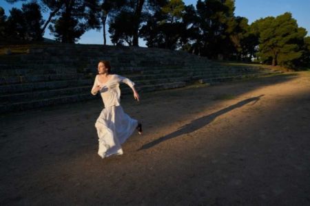 Θέατρο το χάραμα…