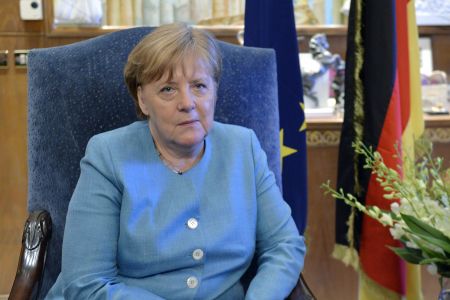 Να παραιτηθεί η Μέρκελ θέλουν δύο στους πέντε Γερμανούς