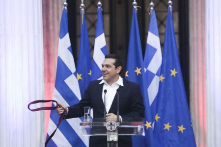 Η φιέστα του Ζαππείου και το αδιέξοδο της κυβέρνησης