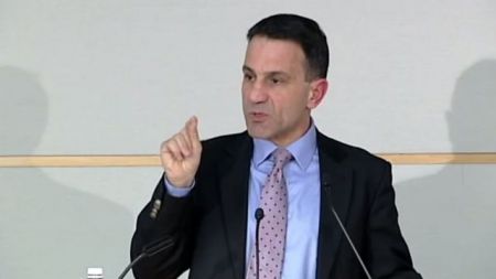 Σκληρή κριτική Λαπαβίτσα στη συμφωνία για το χρέος