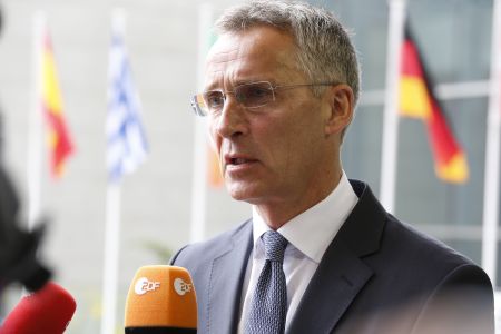 Στόλτενμπεργκ: Στο ΝΑΤΟ η πΓΔΜ μόνο αν υπερισχύσει το «ναι»