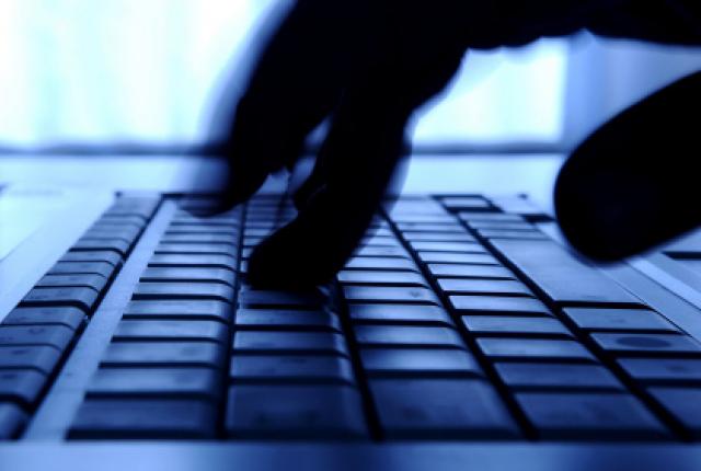 Τα προσωπικά δεδομένα παραμένουν… προσωρινώς ανοικτά