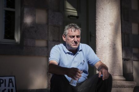 Διέκοψε την απεργία πείνας ο κοινοτάρχης της Μόριας
