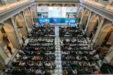 Η  «Εθνική»  δίπλα στους παραγωγούς