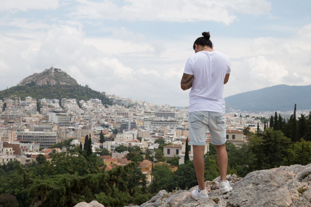 Κουντουρά καλεί επενδυτές να αξιοποιήσουν τη δυναμική του ελληνικού τουρισμού