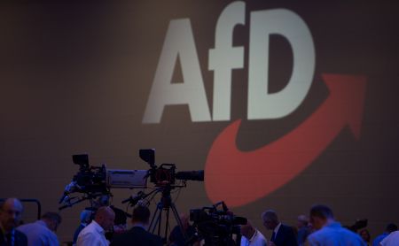 Γερμανία: Δεύτερο κόμμα το ακροδεξιό AfD σύμφωνα με δημοσκόπηση