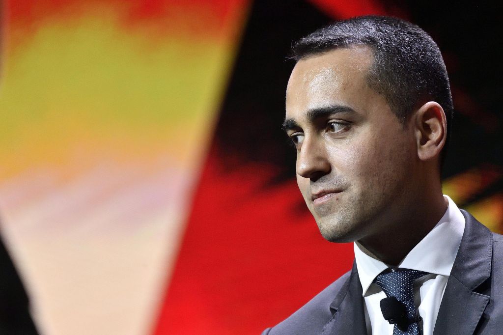 Ιταλία-Ντι Μάιο: Ψαλίδι στις υψηλές συντάξεις ενίσχυση στις χαμηλές