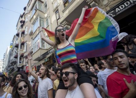 Εγινε το gay pride στην Κωνσταντινούπολη παρά την απαγόρευση