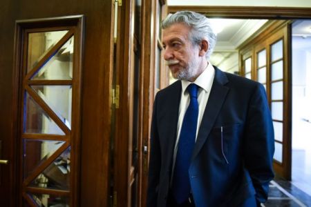 Κοντονής για Θεοδωράκη: «Δεν γνωρίζει τους… αριθμούς»