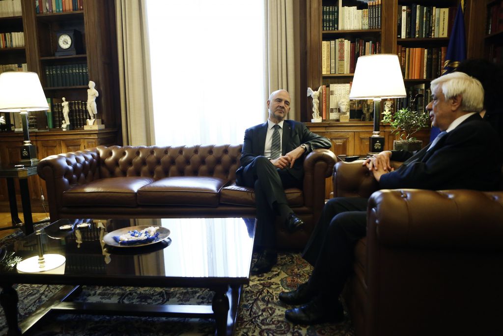 Μοσκοβισί σε Παυλόπουλο: Ελεύθερη και αυτόνομη πλέον η Ελλάδα