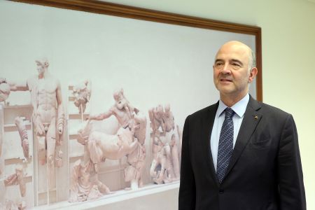 Μοσκοβισί : Καιρός να κατανοήσουμε τα προβλήματα των μεταναστών