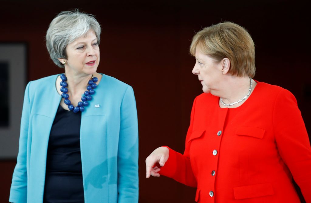 Μέρκελ: Πιέζει ο χρόνος τις διαπραγματεύσεις της Βρετανίας με την ΕΈ