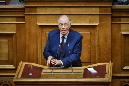 Λεβέντης: Αχάριστοι, εγωιστές και αποστάτες όσοι έφυγαν από την Ένωση Κεντρώων