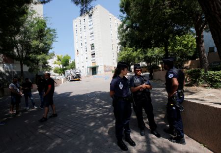 Γαλλία: 110.00 αστυνομικοί στους δρόμους ενόψει εθνικής εορτής και Μουντιάλ