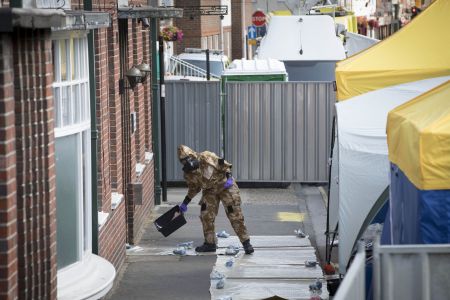 Βρετανία: «Καθαρός» ο αστυνομικός που εξετάστηκε για έκθεση στο Νοβιτσόκ