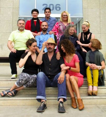 Τρία μονόπρακτα, μία παράσταση, πολλές ελπίδες