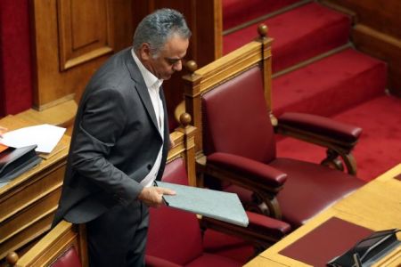 Σκουρλέτης: Η οικονομία δίνει περιθώριο να μην εφαρμοστούν ψηφισμένα μέτρα