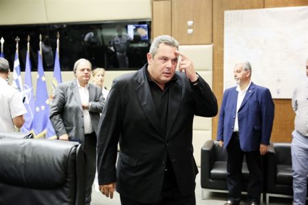 Χειρουργήθηκε ο Καμμένος